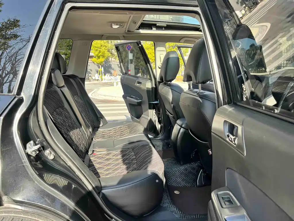 Forester 2011 2.5XS Automatic Deluxe Navigation Edition купить на сайте DeffCars