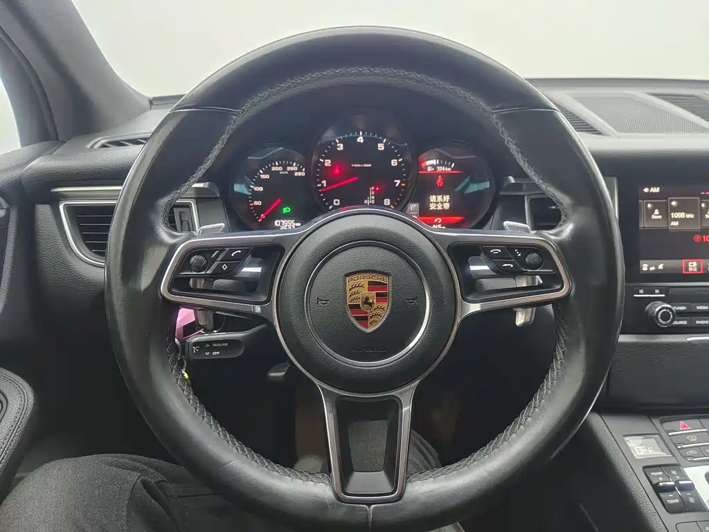 Macan 2017 Macan 2.0T купить на сайте DeffCars