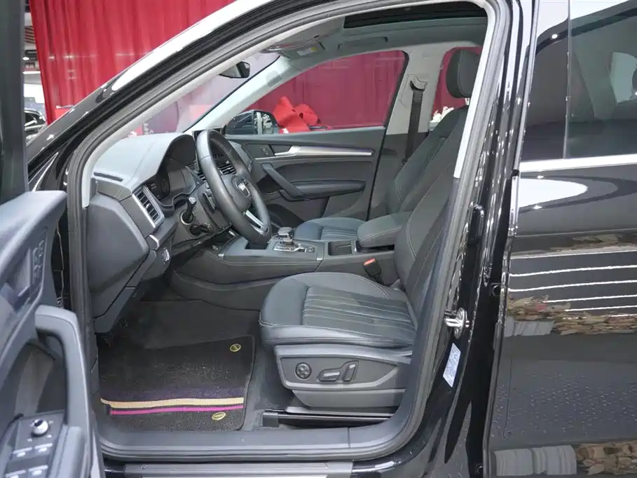 Audi Q5L 2022 45T luxury and dynamic model купить на сайте DeffCars