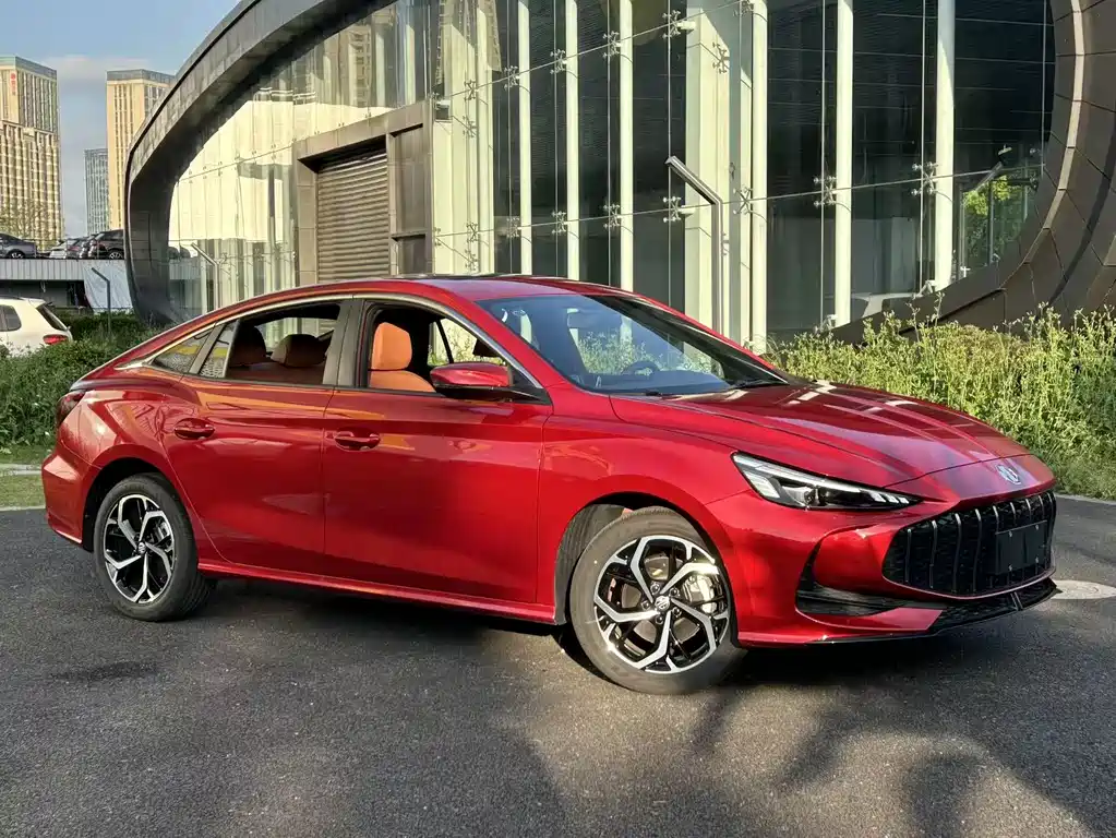 MG5 2025 300TGI Global Flagship Edition купить на сайте DeffCars