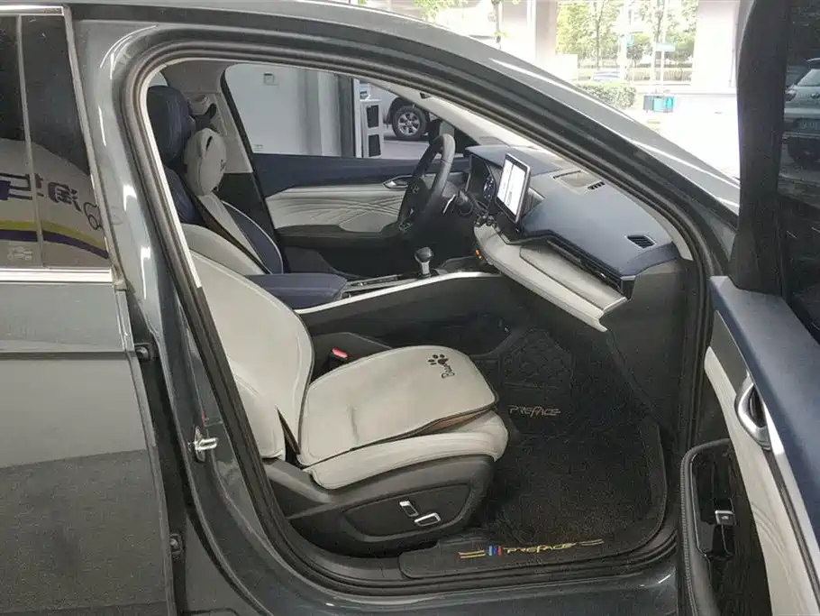 Xingrui 2023 2.0TD Premium Model купить на сайте DeffCars