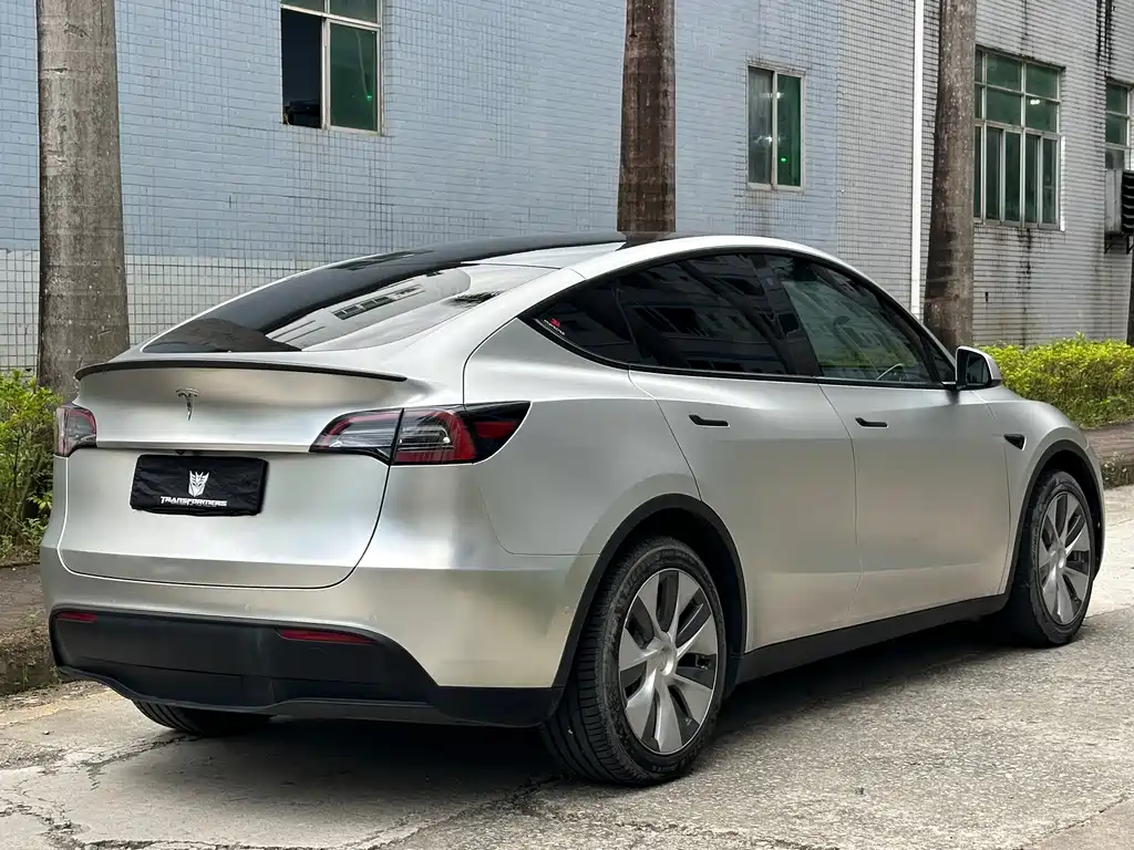 Model Y 2022 long-range all-wheel drive version купить на сайте DeffCars