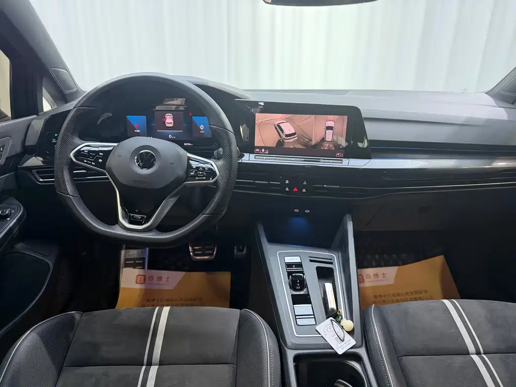 Golf 2023 280TSI DSG R-Line купить на сайте DeffCars