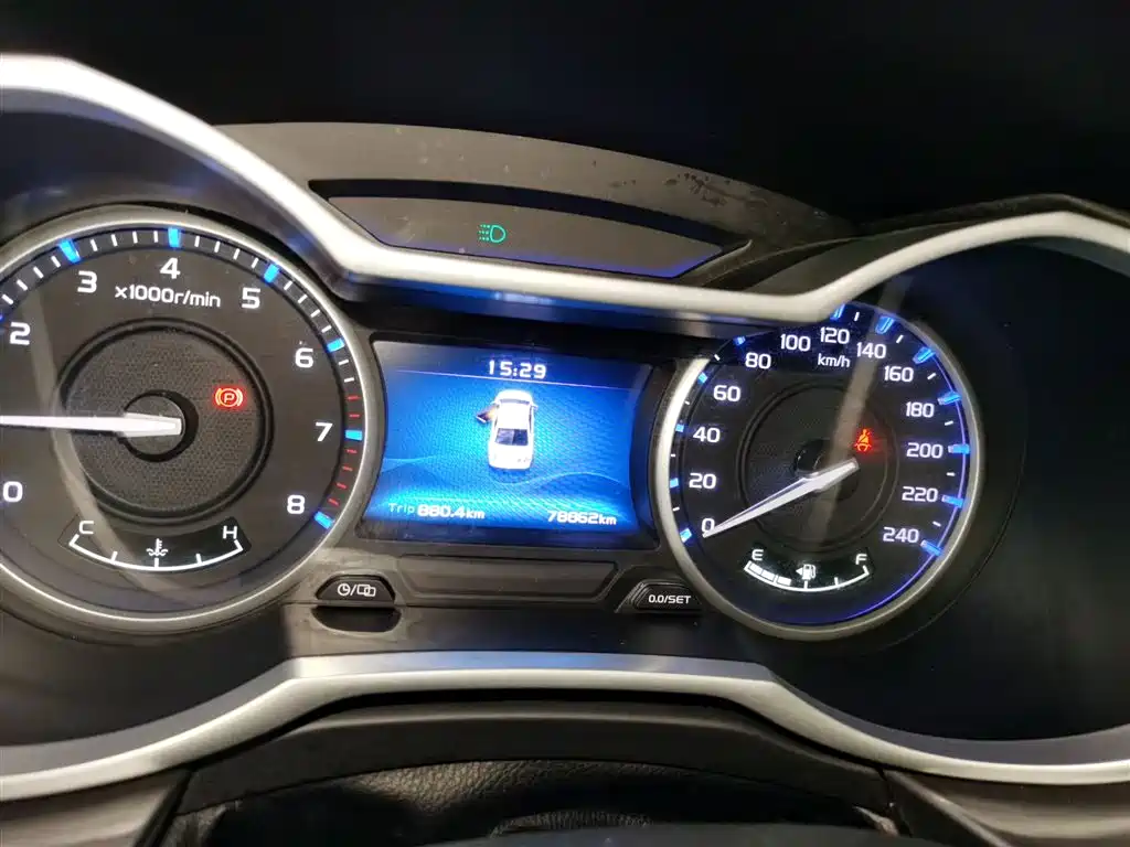 Emgrand 2017 Sedan Million Model 1.5L Manual Luxury Model купить на сайте DeffCars