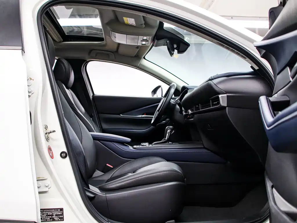 Mazda CX-30 2022 2.0L automatic quality model купить на сайте DeffCars