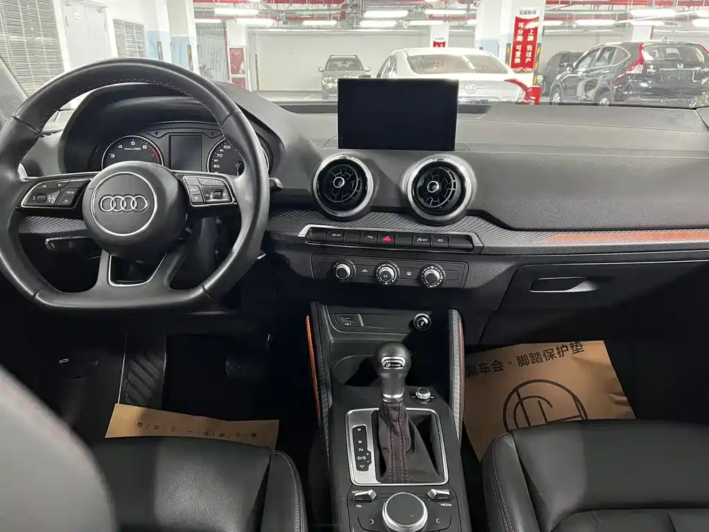 Audi Q2L 2024 facelift 35TFSI fashionable and elegant купить на сайте DeffCars