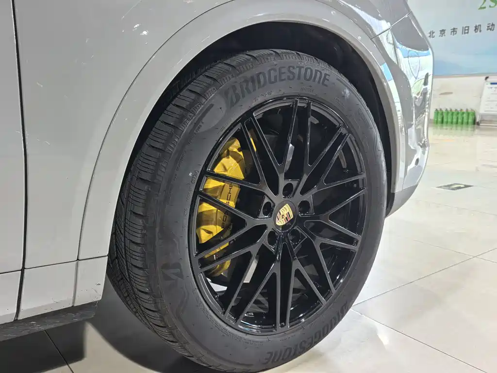 Cayenne 2025 Cayenne 3.0T купить на сайте DeffCars