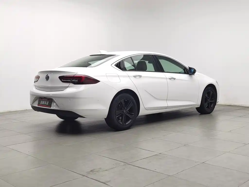 Regal 2017 20T luxury model купить на сайте DeffCars