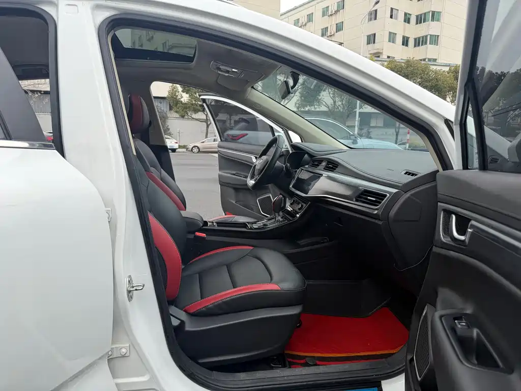 Emgrand GS 2020 1.4T CVT купить на сайте DeffCars