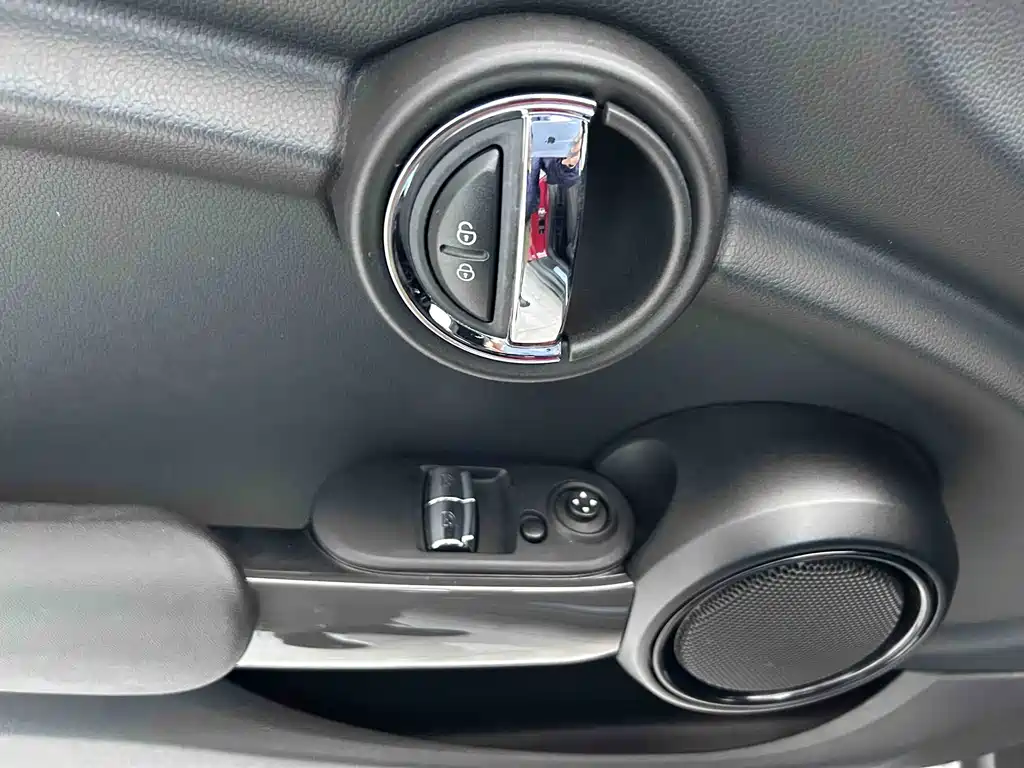 Mini 2021 1.5T ONE купить на сайте DeffCars