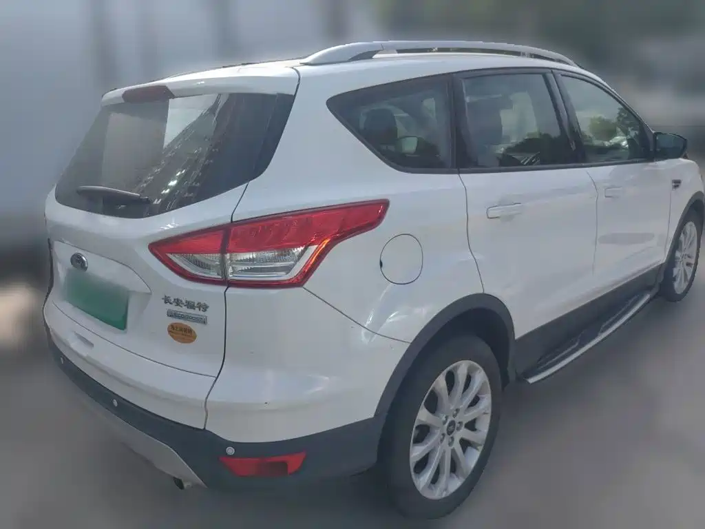 Escape 2015 1.5L GTDi two-wheel drive comfort model купить на сайте DeffCars