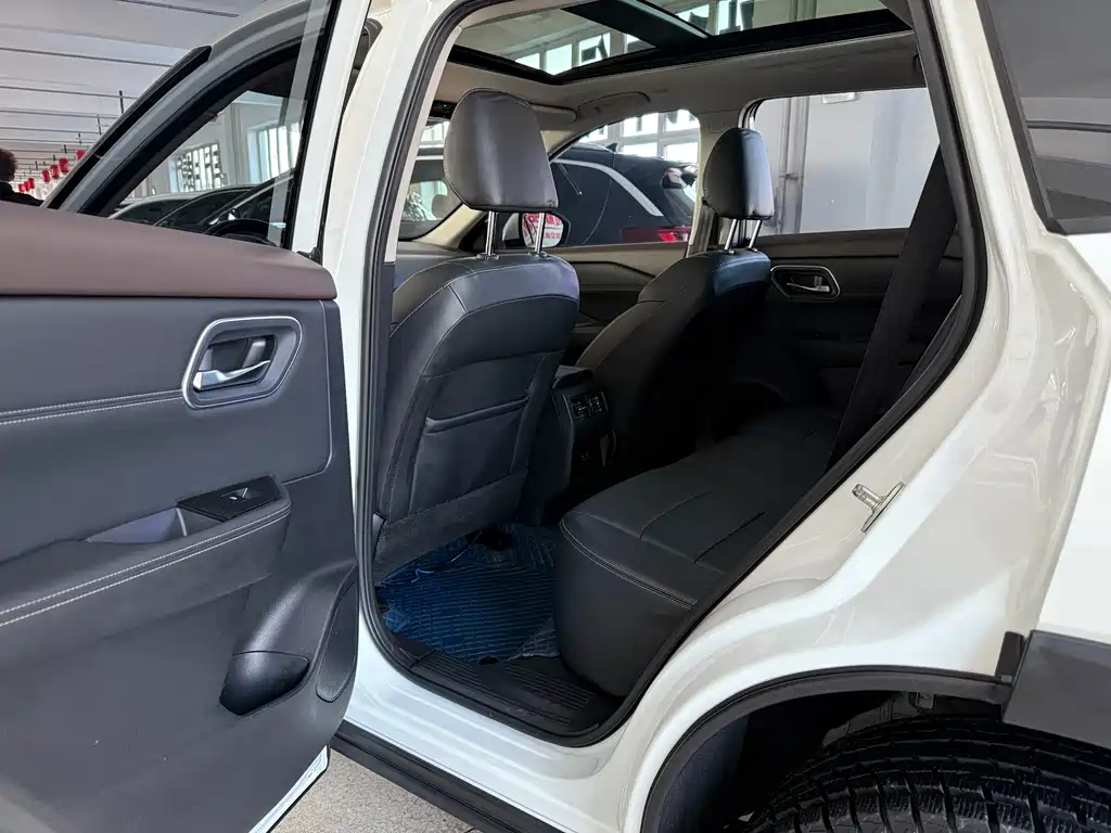 X-Trail 2021 VC-Turbo 300 CVT 4WD Deluxe Edition купить на сайте DeffCars