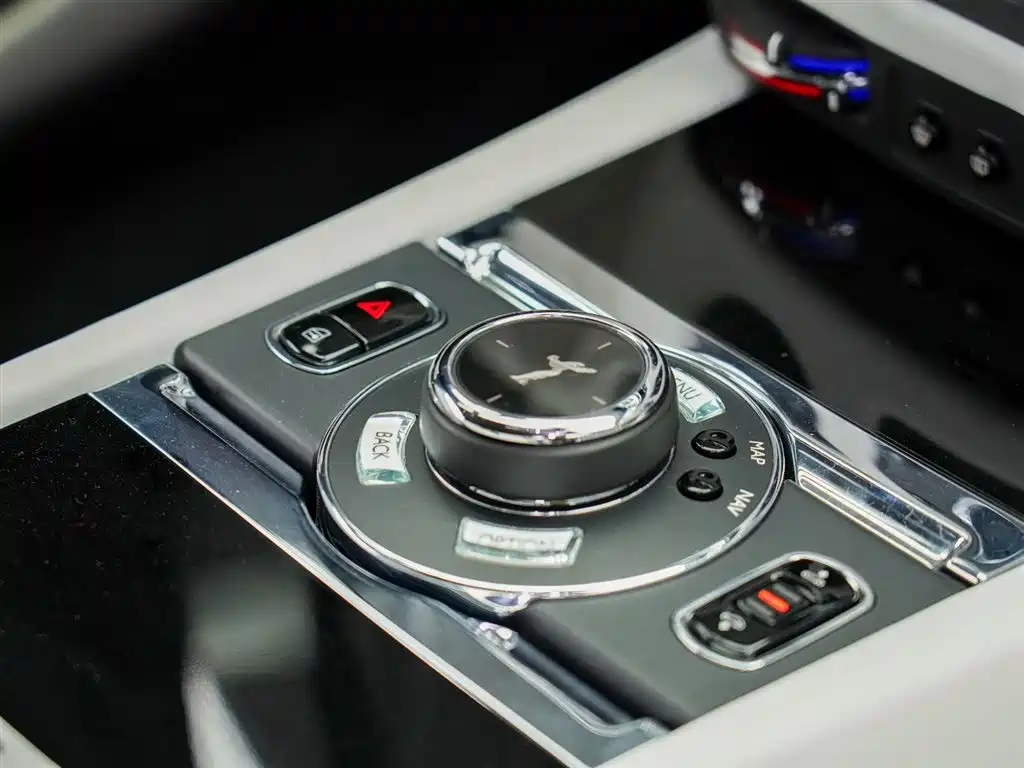 Phantom 2018 6.6T standard model купить на сайте DeffCars