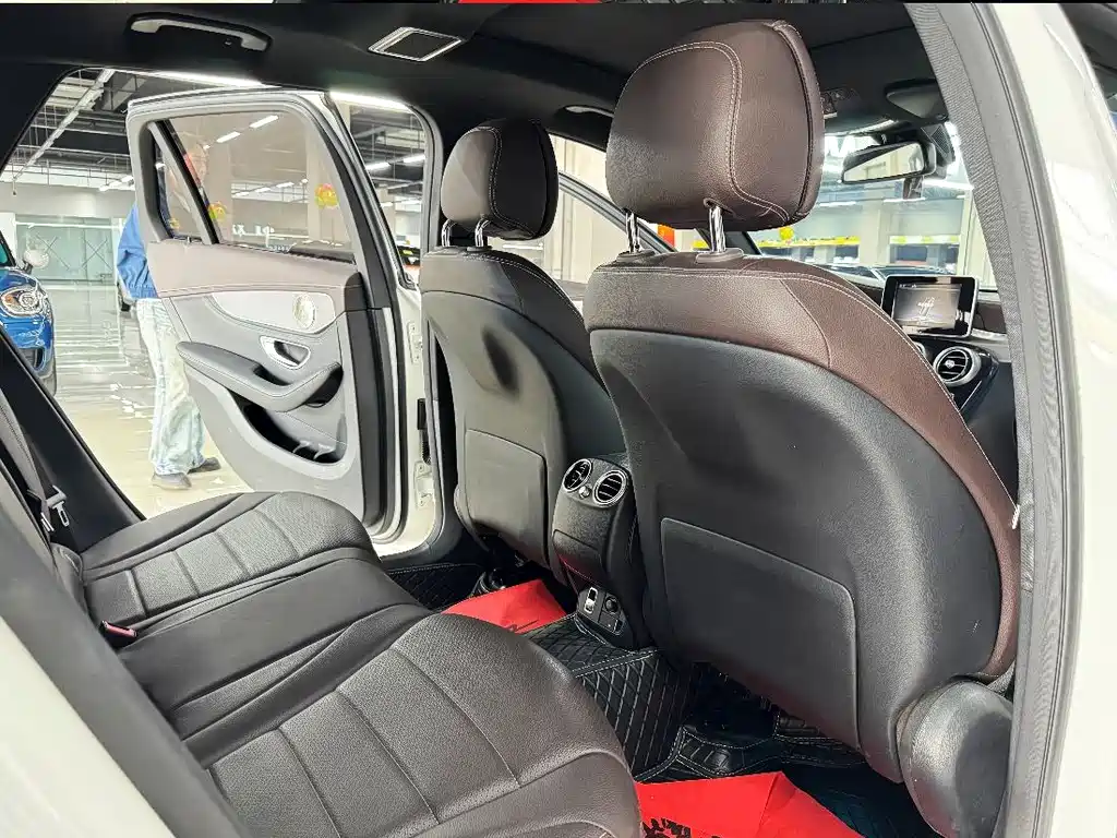 Mercedes-Benz GLC 2019 GLC 200 L 4MATIC купить на сайте DeffCars