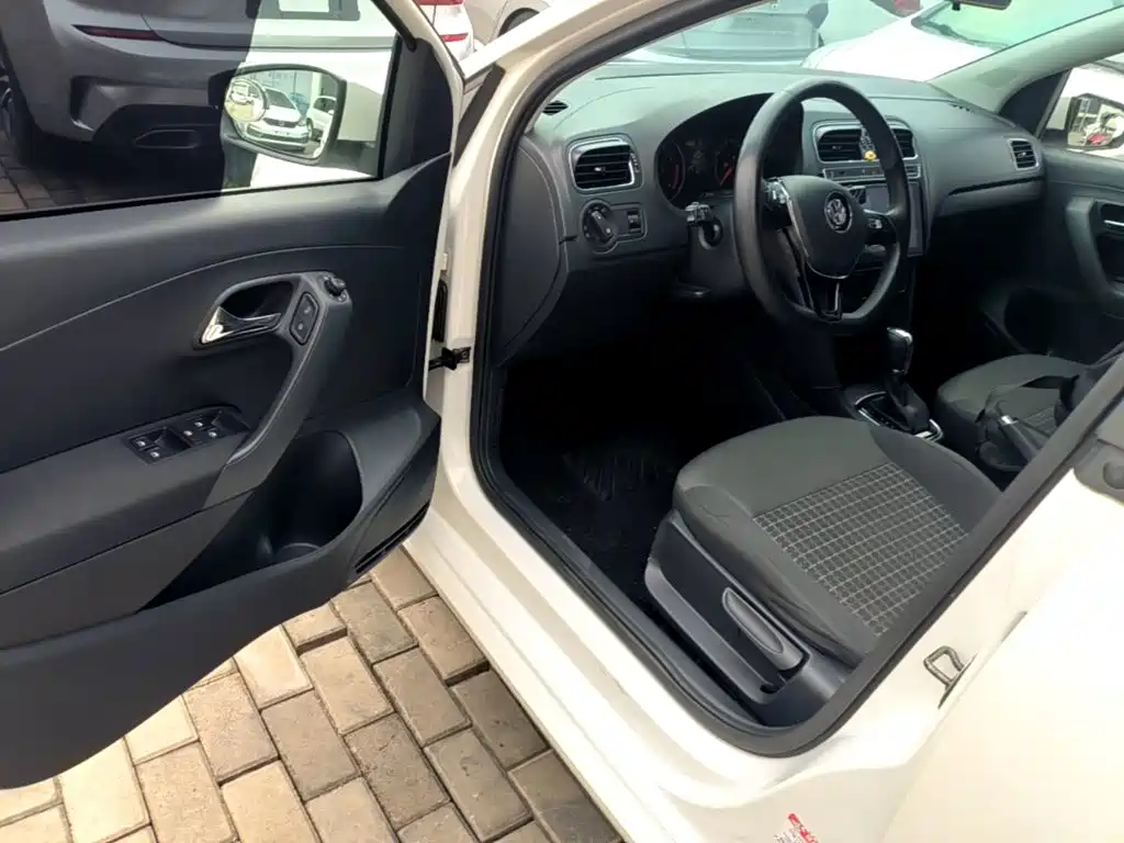 Polo 2018 1.5L automatic safety model купить на сайте DeffCars