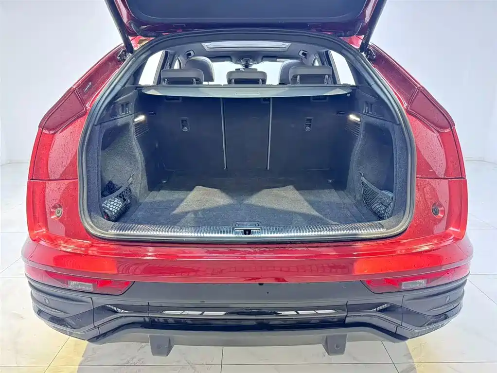 Audi Q5L Sportback 2022 40 TFSI luxury model купить на сайте DeffCars