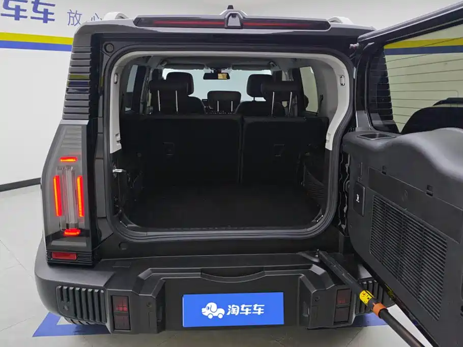 Jietu Traveler 2023 2.0T four-wheel drive crossover купить на сайте DeffCars