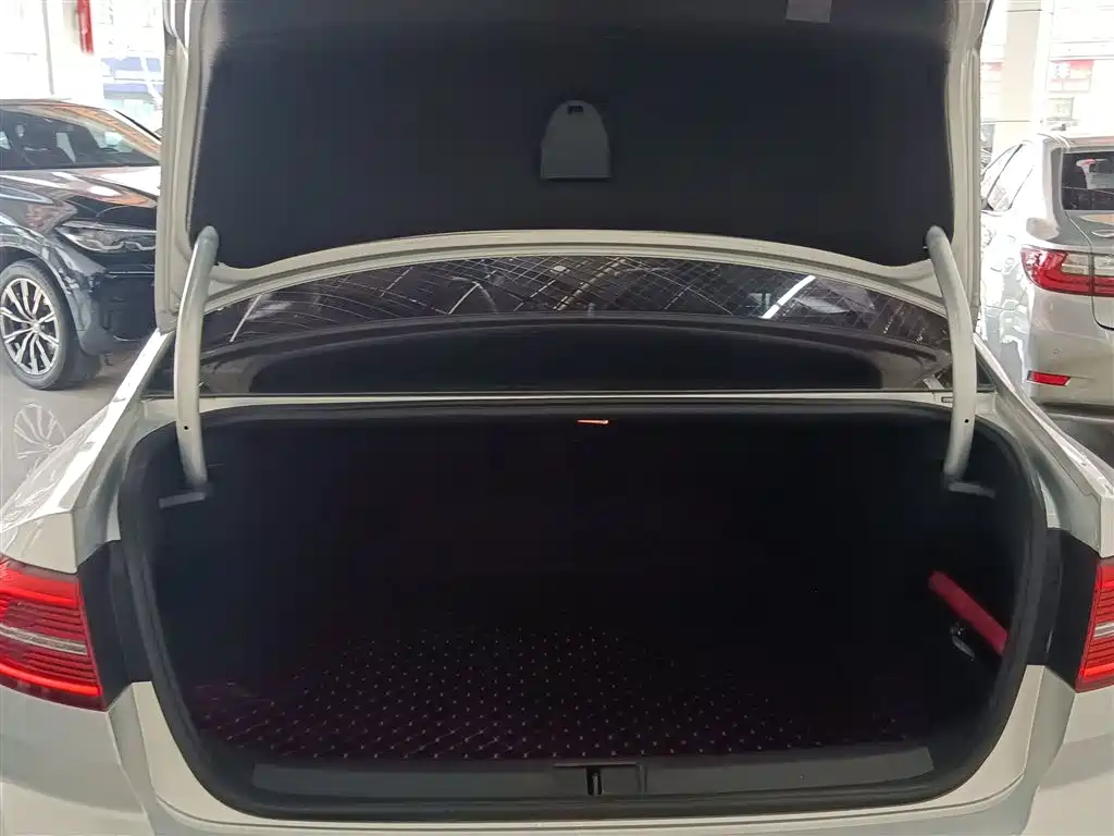 Magotan 2018 280TSI DSG comfort model купить на сайте DeffCars