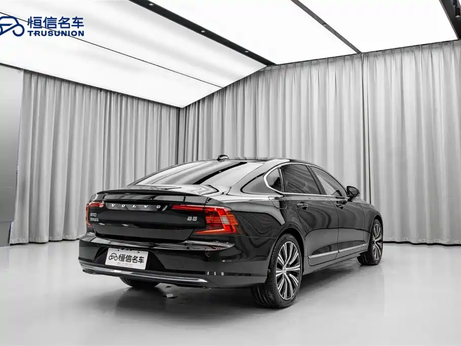 Volvo S90 2024 B5 Zhiyuan Luxury Edition купить на сайте DeffCars