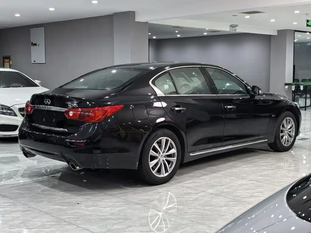 Infinity Q50L 2015 2.0T Enjoy Edition купить на сайте DeffCars
