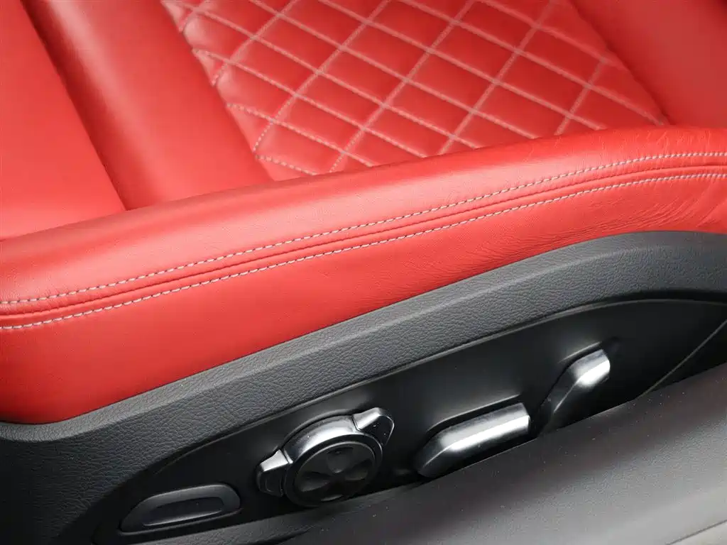 Audi R8 2022 V10 Coupe performance купить на сайте DeffCars