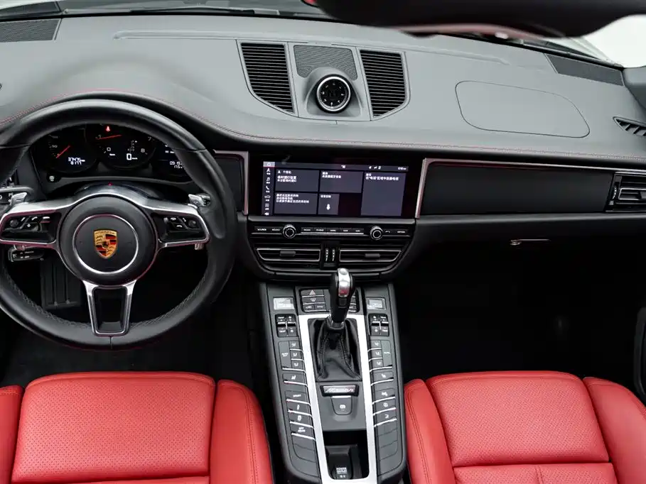 Macan 2018 Macan 2.0T купить на сайте DeffCars