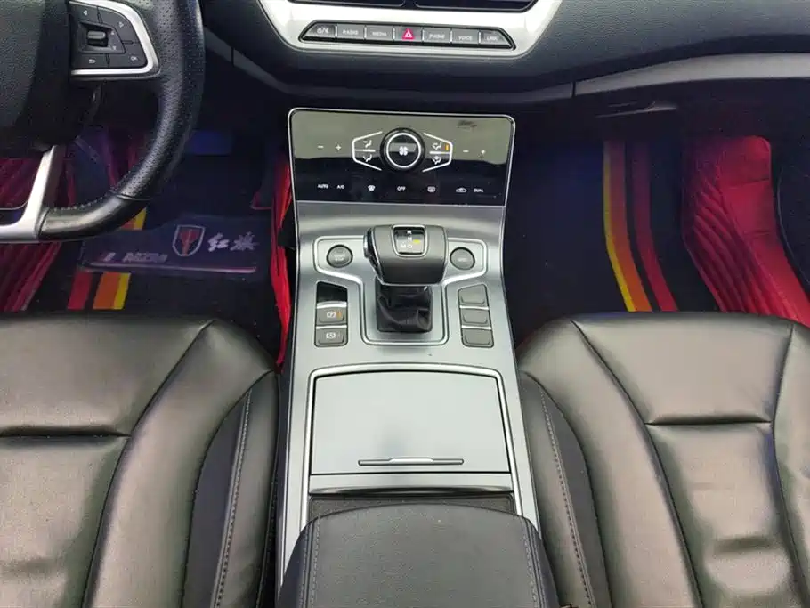 Hongqi H5 2022 classic model facelift 1.5T DCT flag rhyme version купить на сайте DeffCars