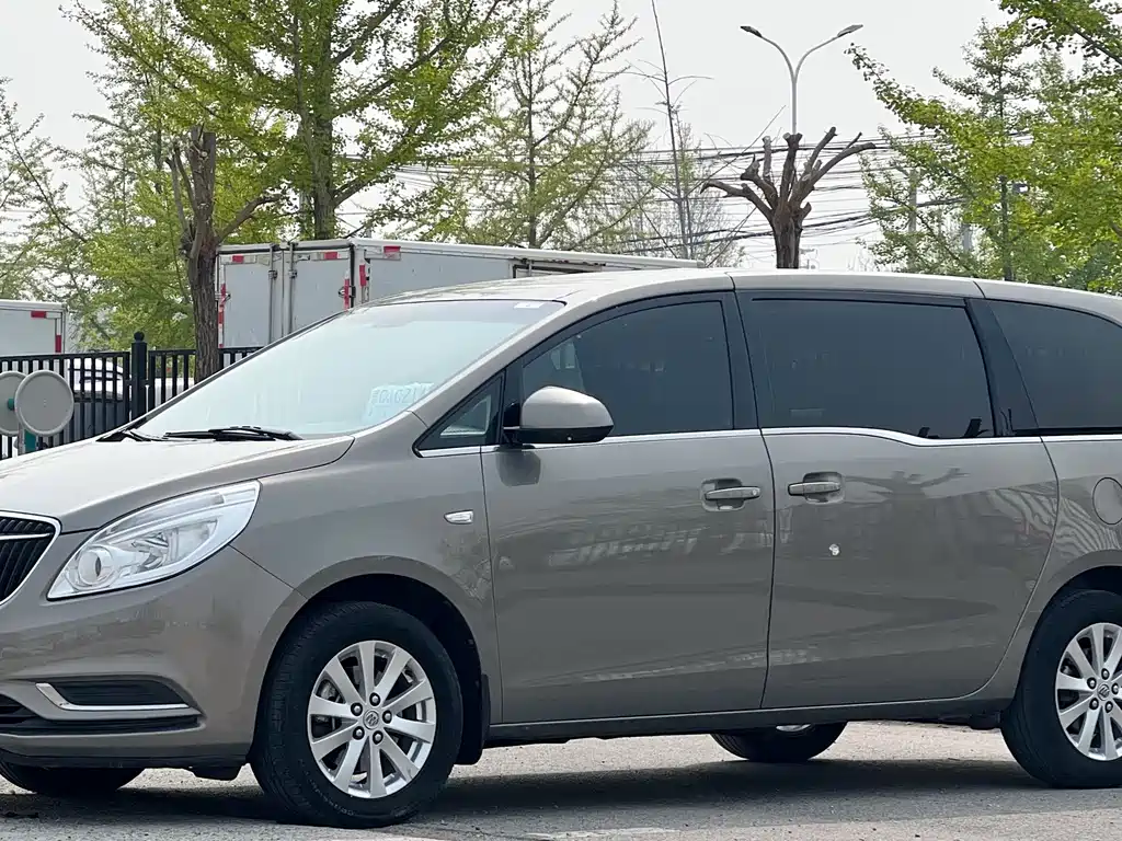 Buick GL8 2017 25S Comfort Type National V купить на сайте DeffCars