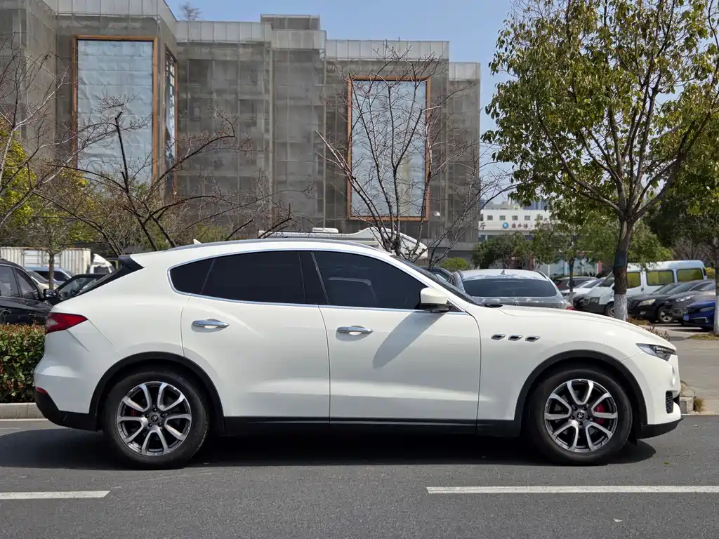 Levante 2019 3.0T Standard Edition National V купить на сайте DeffCars