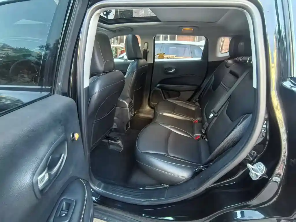 Compass 2017 200T automatic home four-wheel drive version купить на сайте DeffCars