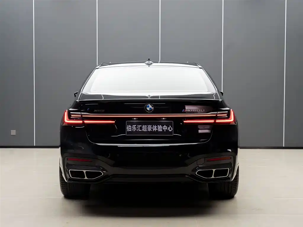 BMW 7 Series 2019 facelift M760Li xDrive V12 Sports Package купить на сайте DeffCars