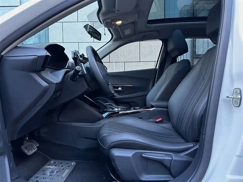 Peugeot 2008 2022 230THP THE ONE купить на сайте DeffCars