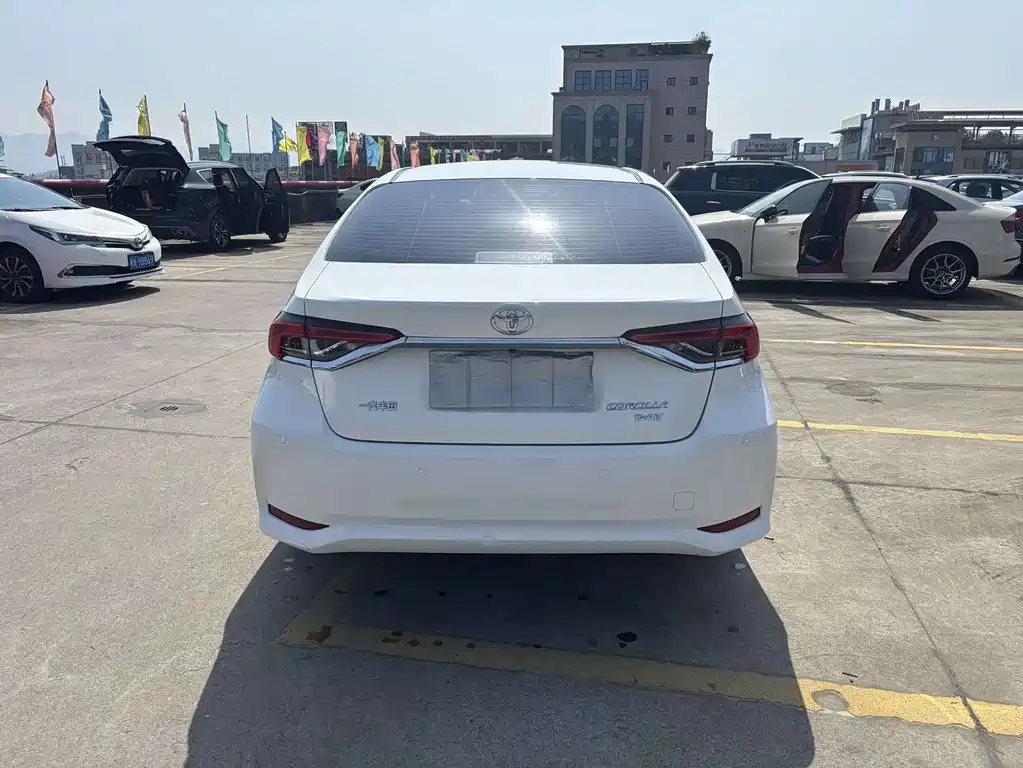 Corolla 2019 1.2T S-CVT GL-i Elite Edition купить на сайте DeffCars