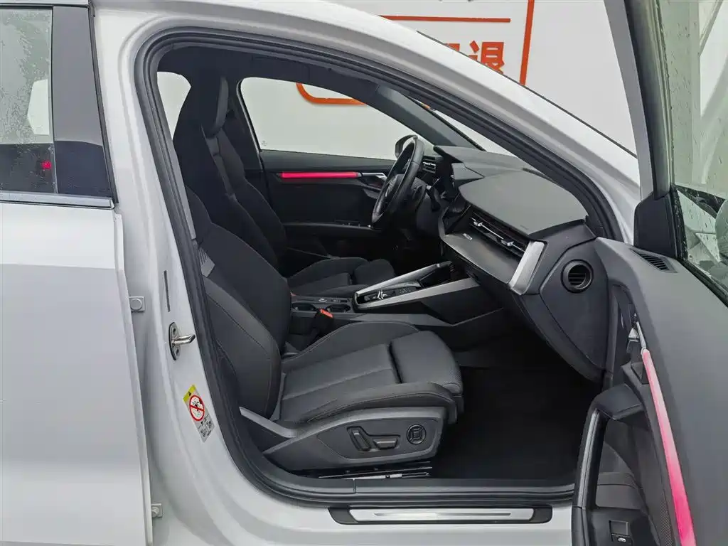 Audi A3 2021 A3L Limousine 35 TFSI Enterprising and Elegant Model купить на сайте DeffCars