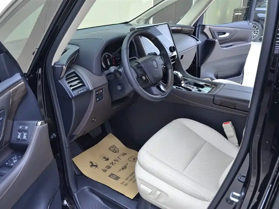 Wilfa 2025 Crown Dual Engine 2.5L Ink Gold Edition купить на сайте DeffCars