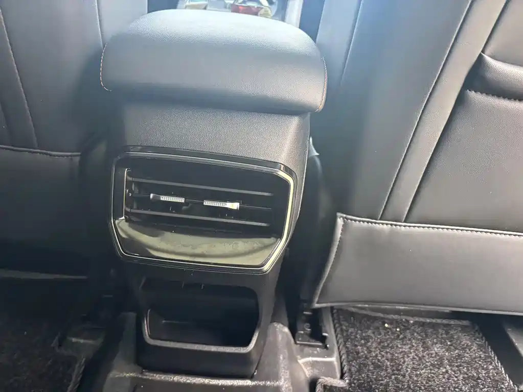 Roewe RX5 New Energy 2023 eRX5 Super Hybrid Comfort Edition купить на сайте DeffCars