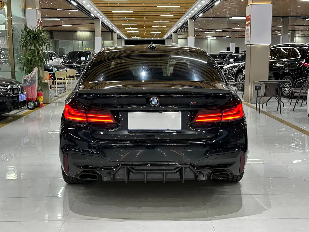 BMW 5 Series 2020 530Li Exclusive M Sports Package купить на сайте DeffCars