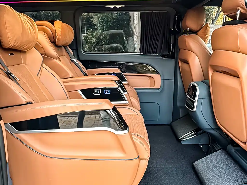 Vito 2023 2.0T Business Edition 7 seats купить на сайте DeffCars