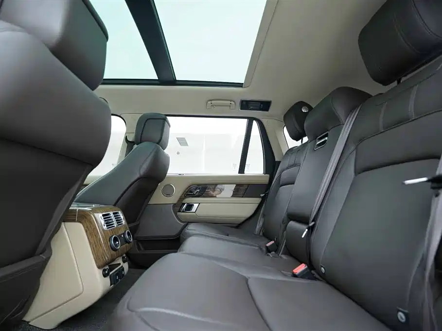 Range Rover 2018 3.0 SC V6 Vogue Extended Edition купить на сайте DeffCars