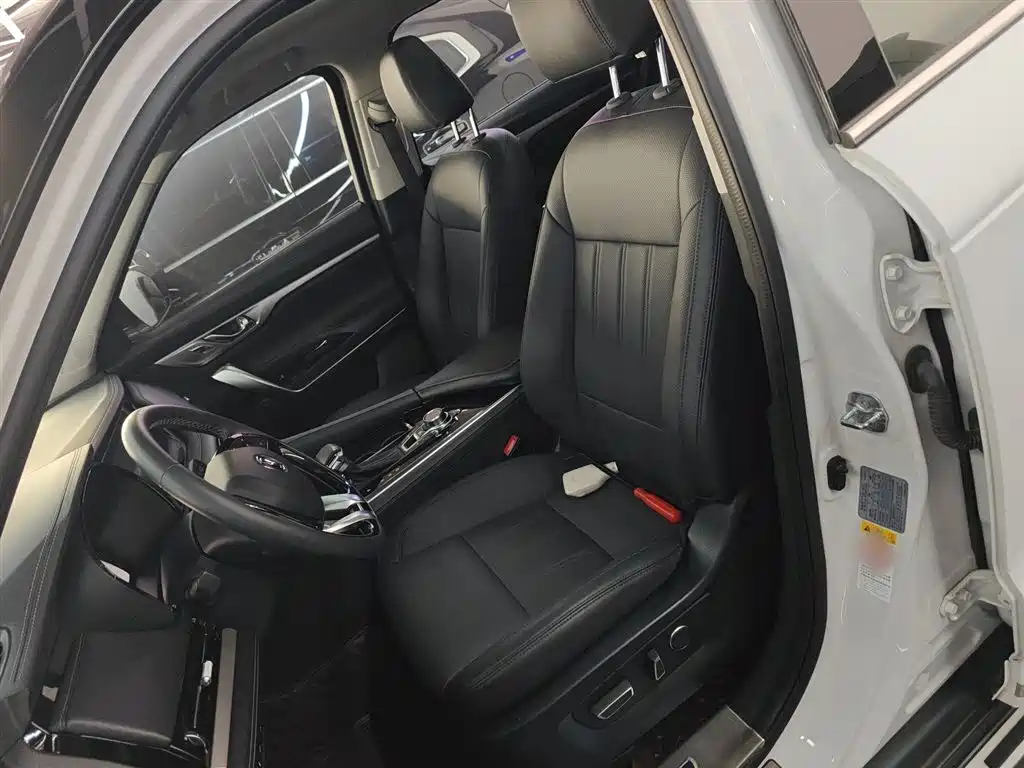 Changan CS95 2019 2.0T two-wheel drive luxury model купить на сайте DeffCars