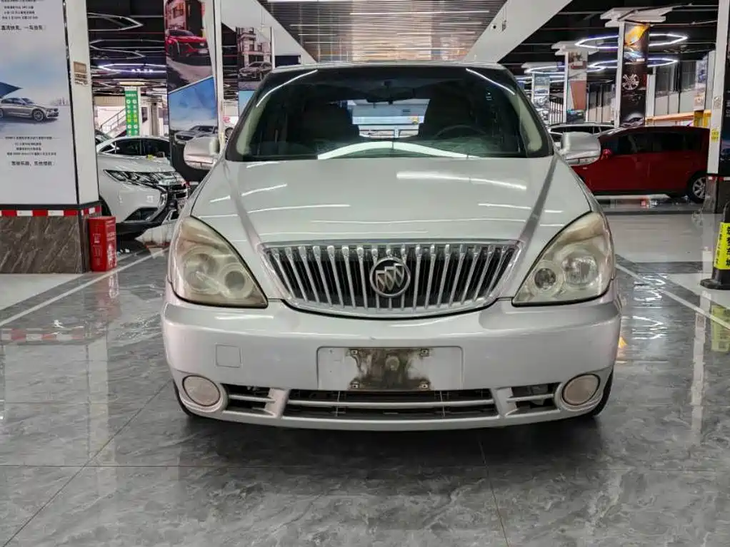 Buick GL8 2013 2.4L Classic Edition купить на сайте DeffCars