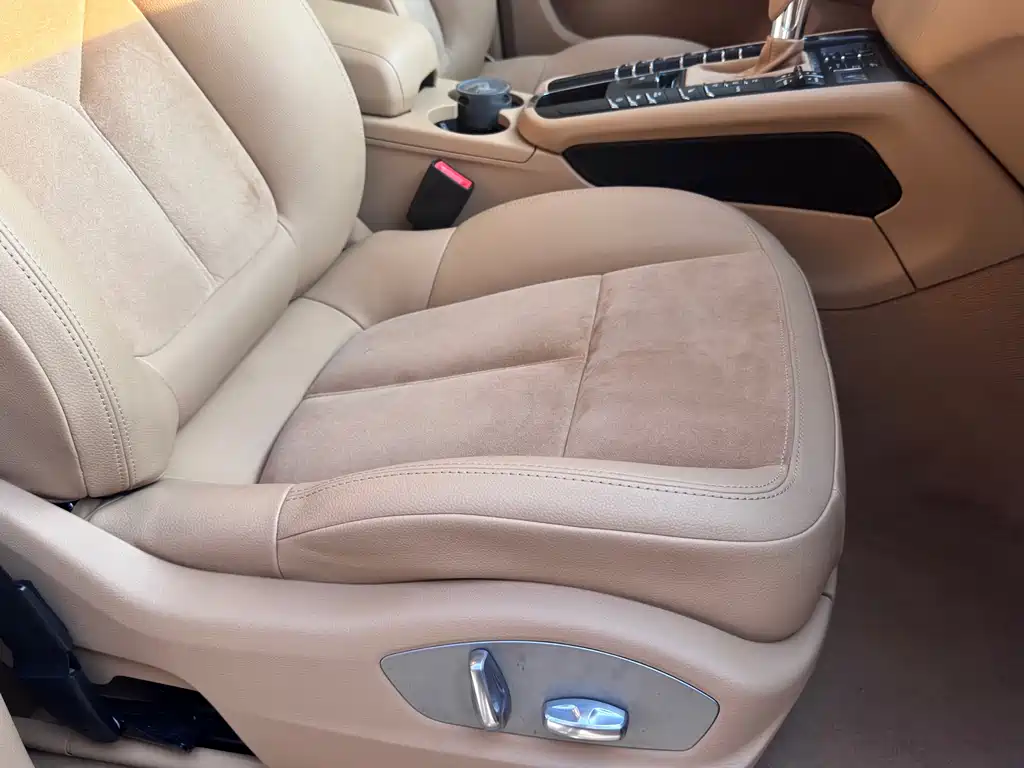 Macan 2017 Macan 2.0T купить на сайте DeffCars