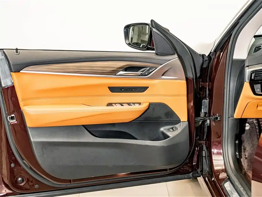 BMW 6 Series GT 2019 630i Luxury Design Package купить на сайте DeffCars