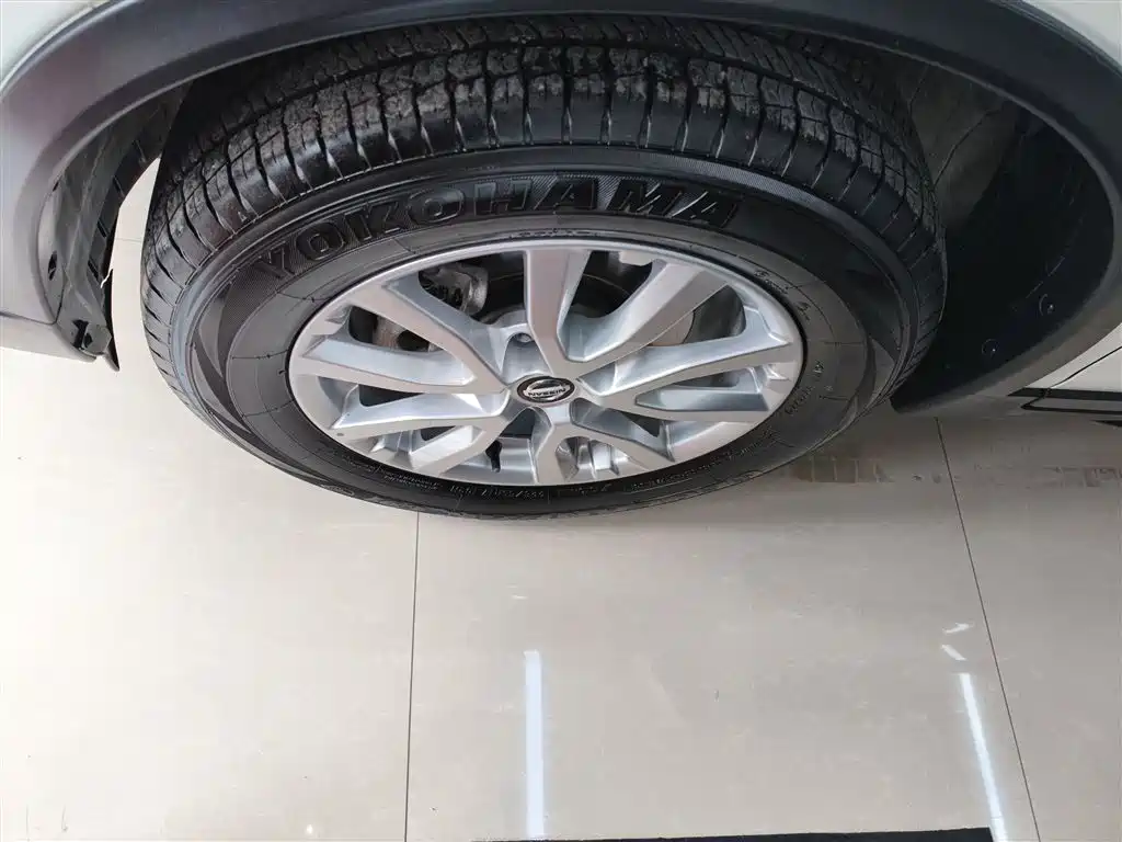 X-Trail 2023 Classic 2.0L 2WD Intelligent Link Premium Edition купить на сайте DeffCars
