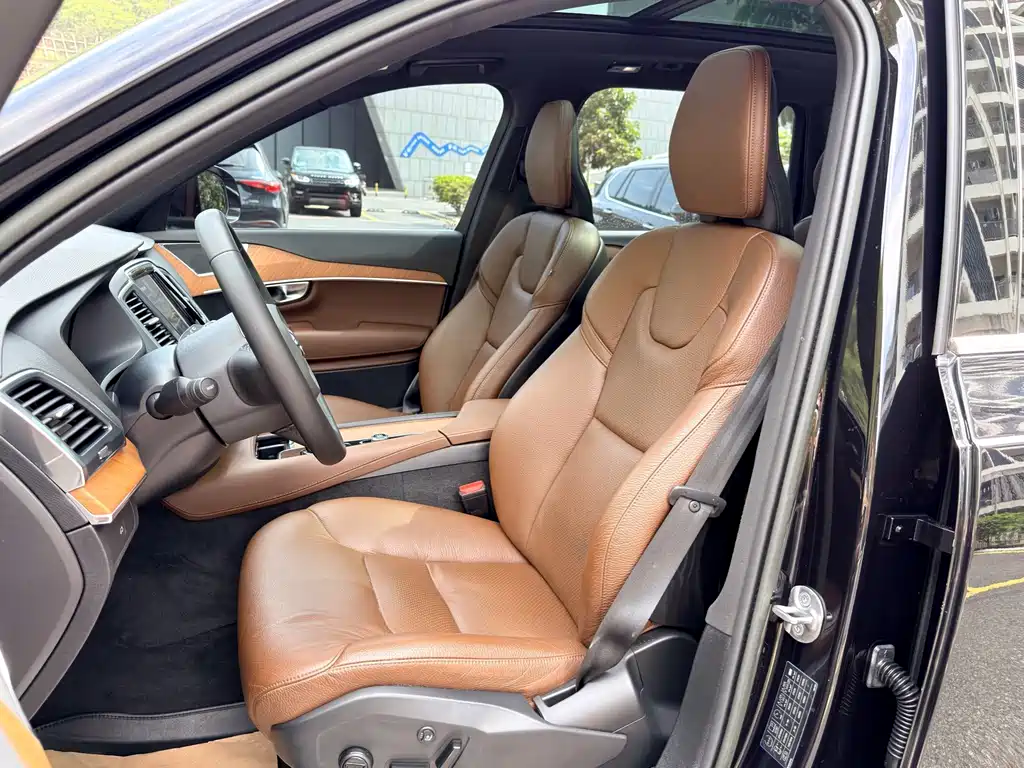 Volvo XC90 2023 B5 Senova Zhixing Deluxe Edition 7 seats купить на сайте DeffCars