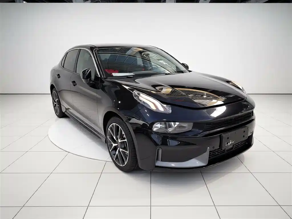 Lynk & Co 03 2021 1.5TD DCT Champion Edition купить на сайте DeffCars