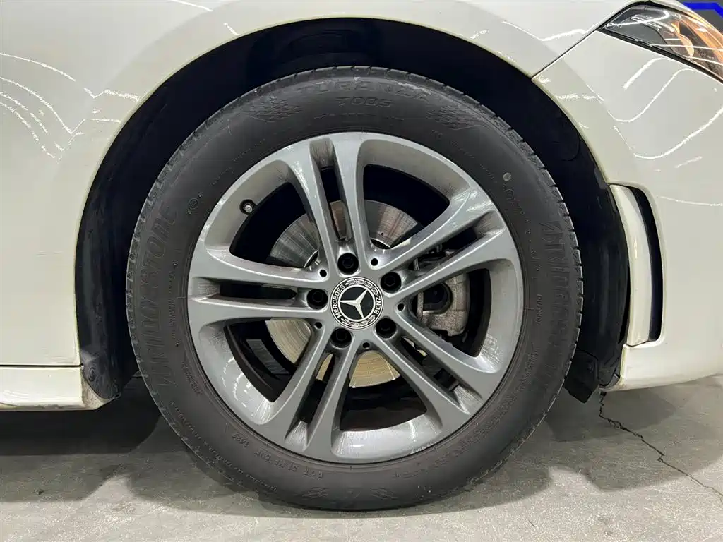 Mercedes-Benz A-Class 2022 facelift A 180 L sports sedan купить на сайте DeffCars