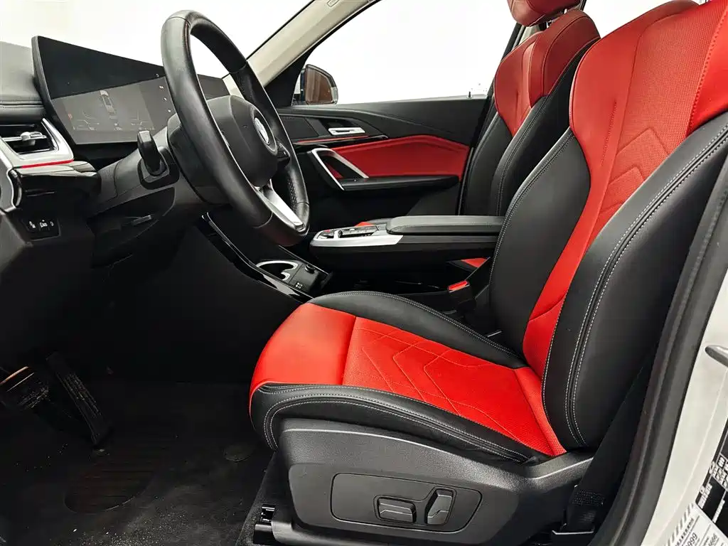 BMW X1 2023 sDrive20Li X Design Package купить на сайте DeffCars