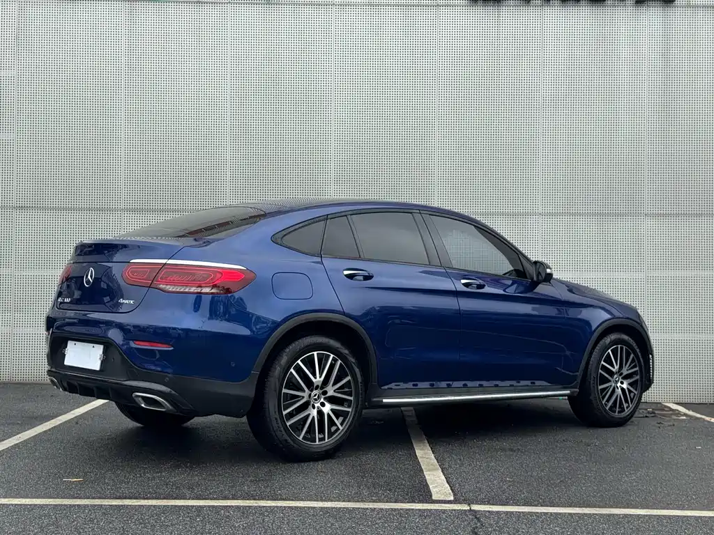 Mercedes-Benz GLC Coupe 2020 GLC 300 4MATIC Coupe SUV купить на сайте DeffCars