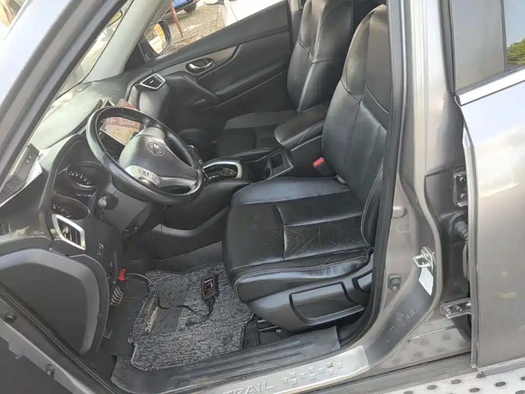 X-Trail 2014 2.0L CVT Comfort Edition 2WD купить на сайте DeffCars
